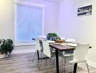 Historical 2 Bedroom House Perfectly Located in the Heart of Downtown Bozeman - บังกะโล