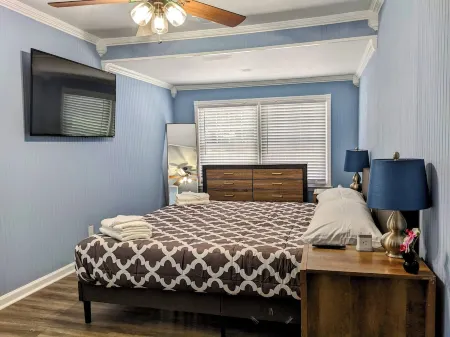 Wilmington Island Escape with Hot Tub