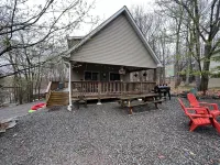 Wallenpaupack Lake Estates Mountain Retreat