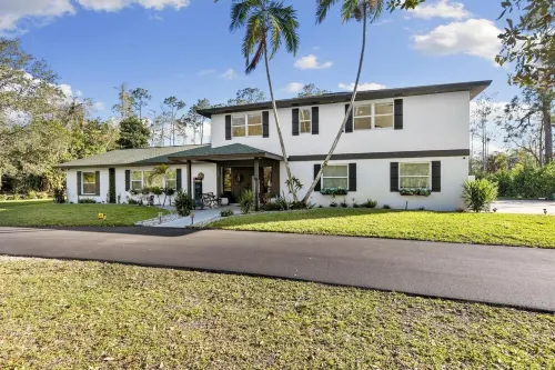 Paradise Escape: Luxe Pool 7BR Villa -10 Min to Beach & DT - 3900ft2 -PickelBall