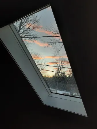 Studio 154 tucked away, peaceful and convenient access to the upper valley NH.