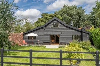 Contemporary Barn Norfolk/Suffolk Valley