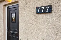 Cosy cottage in the country with beautiful views Hotels in Limavady