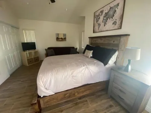 Modern, Luxurious Home on Rams Hill Golf Course