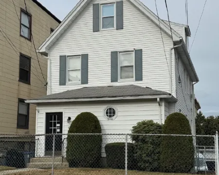 Cozy Studio with reading nook Hotels in White Plains