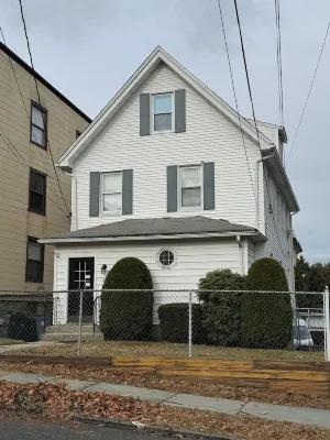 Cozy Studio with reading nook Hotels in White Plains