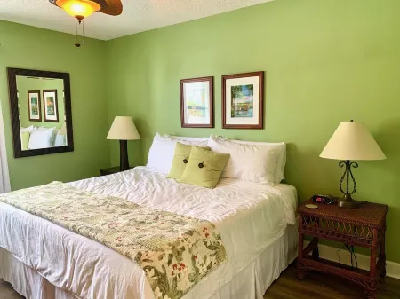 Endless Summer-  On Pine Ave, steps to beach & pier w/ water view & dock