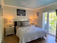 Charming 2br with BEACH ACCESS and full amenities Hotels in Key Biscayne