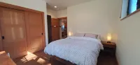 Lucky Star Cabin, A Mountain Modern Winthrop home on the Methow Trails system!