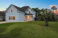 PCB Paradise Sands Oasis - Private Pool, Game Room, Hot Tub!
