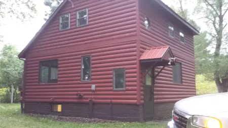Ski Brule Cabin 3 miles away on Stanley Lake