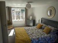 Applegrove - Perfect and cosey 2 bed bungalow in the heart of Fortrose village Hotels near Rosemarkie Beach