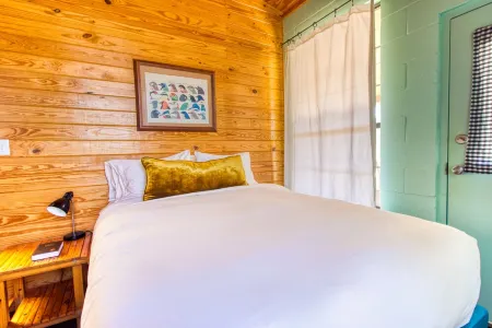 Crystal Clear Frio River - Private Waterfront House - Room for the Family Отели рядом с достопримечательностью «Парк штата Гарнер»