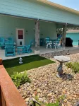Coral Seahorse / Beautiful Patio