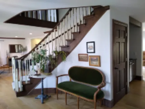 Magnificent 9 bedroom home near Bozeman with private Gallatin River access