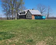 Farm Escape!   Delhi Cottages at Abolt Farms