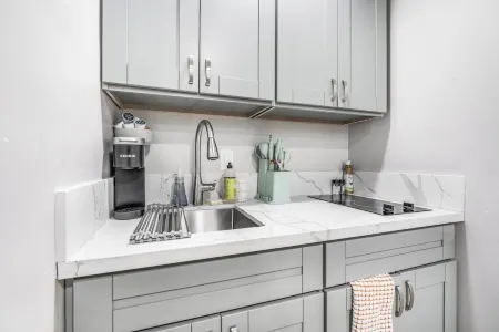 Newly Remodeled Apartment 1