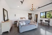 La Bella Vita (The Beautiful Life) 5+ Bedrooms