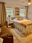 MODERN FARMHOUSE