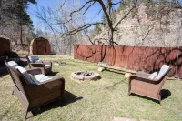 ❖Charming Log Cabin❖Firepit❖Great Deck with Grill❖