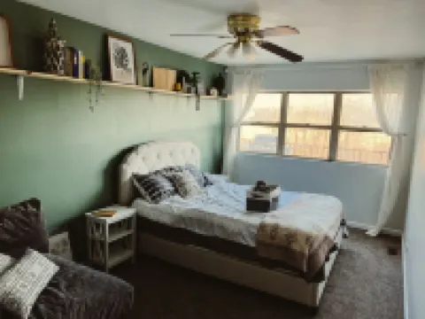 Cozy Cottage With Prairie & Lake Views Near Summer Activities & Lake Geneva