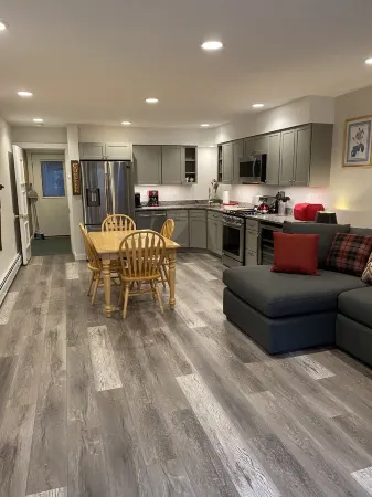 Ski In Ski Out Spacious Family Condo Steps From Lift and Base Lodge