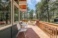 Soul Care Cabin Family Forest Getaway, 6 bedroom, 3 King beds
