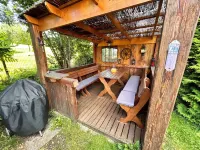 Cozy vacation apartment with garden use, garage and wallbox (extra costs) Hotel di Neugersdorf