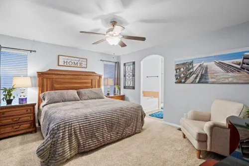 Spacious 3 bedroom 2.5  bath with 3 living areas