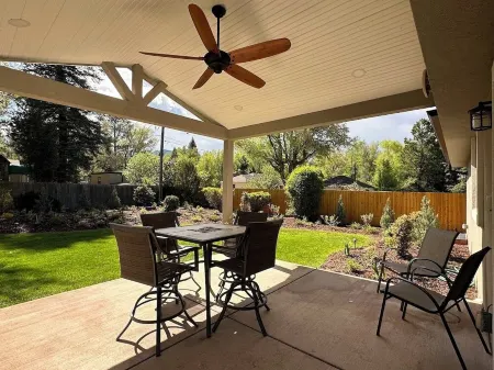 Perfect vacation home with amazing outdoor space, pet and handicapped friendly!