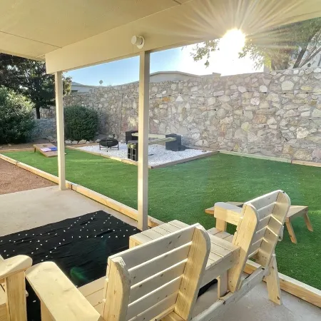 • Spacious Family Home • Fort Bliss • Full Kitchen • Games• Dog Friendly