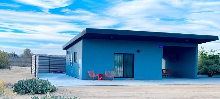 Brand New Tiny Home in Joshua Tree with Enchanting Mountain Views Hotels in Joshua Tree