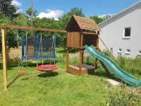Große,und Luxe Renovierte Wohnung mit Sauna/garten, Garage und Kinderspielplatz