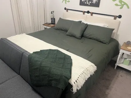 Bee-utiful Little House