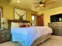 Cozy Home steps from Town Center, with a Stunning View of the Mountains! Hotels near Big Sky Town Center