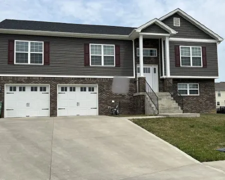 Sheppard 4bd3ba FtKnoxEliz baby-theater-arcade-gym Hoteles en Radcliff