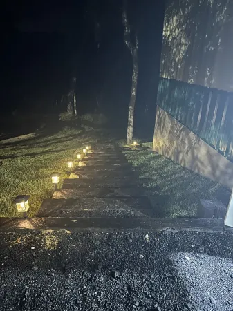 Waterfront! New build, two bedroom! Starlink WiFi