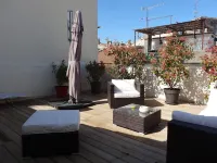 "Old Center" Charming House with Terraces and Garage Các khách sạn ở Arles