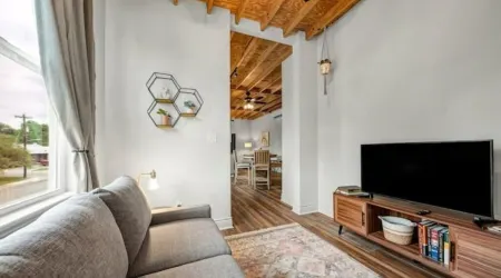 Homely Haven Near A&M