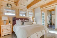 Boutique Cabin. Beautiful. Luxurious. Hot Tub. Path to Beach. Hôtels à proximité de : Cape Disappointment State Park