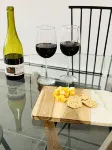 Modern Luxury! Central Downtown Condo with parkingLicense #6072)