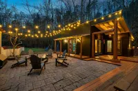 Creek Cabin ★ Game Room ★ Hot Tub ★ Fire Pit ★ WiFi