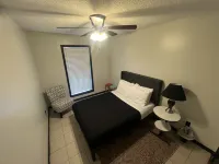 Conveniently located duplex!