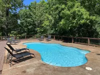 Guest House w/ Pool and Hot Tub! 10min away from Lake Norfork! - Pools