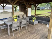 4 bedroom LAKE FRONT home on Lake Sinclair