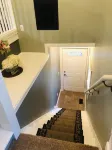 Cute cozy apartment. Half a block walking distance from beautiful downtown Ionia
