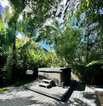 Modern  Relaxing Zen ~ 5 ★  New pool, HotTub, Magic Garden!