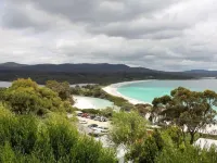 DOLPHIN LOOKOUT COTTAGE Overlooking Binalong Bay