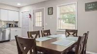 2 Bedroom Townhouse Fire Pit - BBQ - Fun Relax