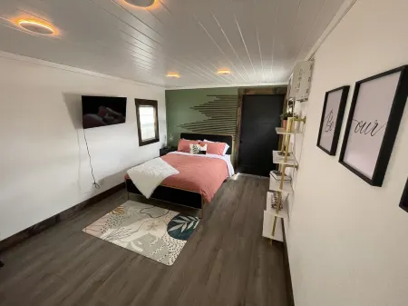 Cute Weekend Retreat.